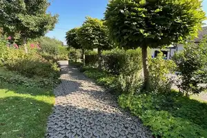 Aussergewöhnliche  Architektenvilla im Bauhausstil mit Pool inkl. Einliegerwohnung ! – Aichach-Friedberg (Kreis) – Vorschaubild 44
