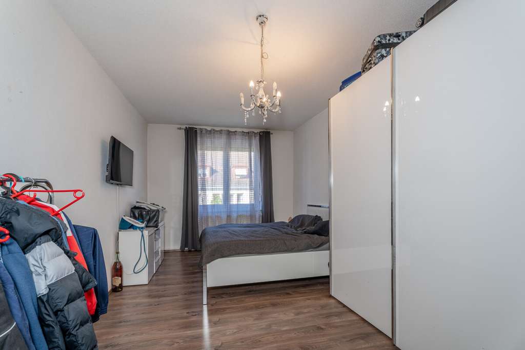 Immobilie in Rielasingen-Worblingen - 4-Zimmer-Wohnung mit Balkon | ca. 11.520 € Kaltmiete p.a. - Bild 2