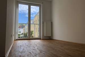 Provisionsfrei: Modernes Reihenmittelhaus im Reutlinger Seidenviertel – Die vollständige Adresse der Immobilie erhältst du vom Anbieter., 72764 Reutlingen-Mitte, Reutlingen – Vorschaubild 6