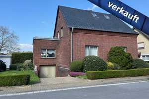 Zweifamilienhaus mit Gartenparadies auf großem Grundstück in ruhiger Lage von Kamp-Lintfort! – Wesel (Kreis) – Vorschaubild 2