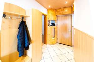 Großzügige 4-Zimmer-Wohnung mit Einbauküche – 72805 Lichtenstein – Vorschaubild 13