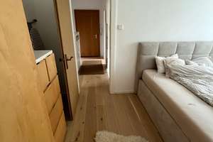 Provisionsfrei: Helle 2,5-Zimmer-Wohnung mit Balkon, Einbauküche & Hobbyraum in begehrter Lage – 70597 Degerloch (Ortsteil), Stuttgart – Vorschaubild 8