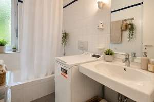 *SCHÖNE EG WOHNUNG MIT RUHIGER TERRASSE* - IM DÜSSELTAL – Ahnfeldstr. 13, 40239 Düsseltal, Düsseldorf – Vorschaubild 3