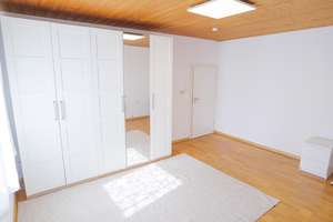 Möbliertes WG Zimmer in 2er Frauen WG sucht ruhige, freundliche und ordentliche Mieterin – Die vollständige Adresse der Immobilie erhältst du vom Anbieter., 81735 Ramersdorf, München – Vorschaubild 3