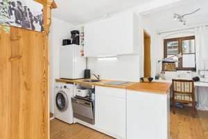 Charmante 1-Zimmer-Altstadtwohnung! – Die vollständige Adresse der Immobilie erhältst du vom Anbieter., 93047 Innenstadt, Regensburg – Vorschaubild 2