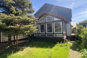 Wunderschönes Einfamilienhaus mit Traumgarten in Nidderau-Heldenbergen – Die vollständige Adresse der Immobilie erhältst du vom Anbieter., 61130 Nidderau – Vorschaubild 3