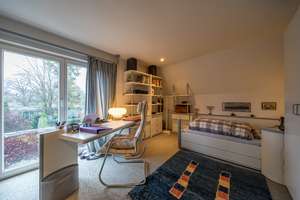 Einzigartiges Einfamilienhaus in Eversten – Wohnen mit Wasserblick – Die vollständige Adresse der Immobilie erhältst du vom Anbieter., 26122 Eversten, Oldenburg (Oldenburg) – Vorschaubild 13