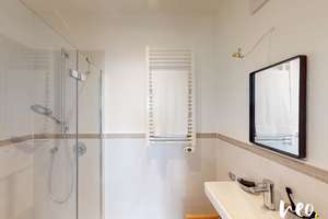 Masterbedroom, EBK, Wannenbad, Gäste-WC und Südbalkon – Hermann-Weinhauser-Straße 63, 81673 Echarding, München – Vorschaubild 11