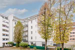 Stadtwohnung in saniertem Altbau in Top-Lage von Westend – Berlin – Vorschaubild 1