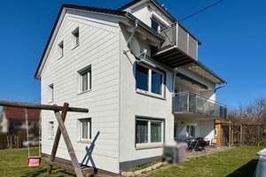 Kernsaniert und vermietet! Mehrfamilienhaus mit großem Grundstück in Mössingen – Die vollständige Adresse der Immobilie erhältst du vom Anbieter., 72116 Mössingen – Vorschaubild 1