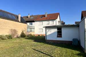Platz und Potential: Vielseitige DHH mit großem Garten in Linkenheim-Hoch.! – Karlsruhe (Kreis) – Vorschaubild 2