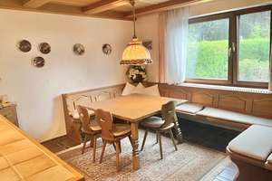 Charmantes, großzügiges 8,5 Zimmer-Einfamilienhaus mit schönem Garten und mehreren Terrassen – Brunnenstraße 37, 85598 Vaterstetten – Vorschaubild 9