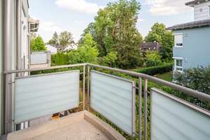 MAIER - Moderne 3-Zimmerwohnung mit 4 Balkonen, Aufzug, TG-Einzelstellplatz! – Die vollständige Adresse der Immobilie erhältst du vom Anbieter., 85598 Vaterstetten – Vorschaubild 5