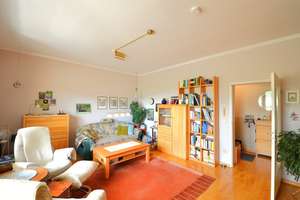 Lichtdurchflutetes Wohnen – Charmante 3-Zimmer-Wohnung mit Balkon – Die vollständige Adresse der Immobilie erhältst du vom Anbieter., 12305 Lichtenrade, Berlin – Vorschaubild 2