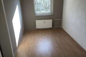 3-Zimmer-Wohnung mit Balkon in Gelsenkirchen Hassel – Wiebringhausstraße 6, 45896 Hassel, Gelsenkirchen – Vorschaubild 3