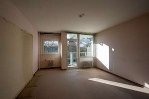 Helle 3-Zimmer-Wohnung mit Balkon in zentraler Lage – Theodor-Heuss-Ring 19, 51377 Steinbüchel, Leverkusen – Vorschaubild 2