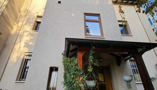 Bild von Solides, gepflegtes Wohn-/ und Geschäftshaus in zentraler Lage von Frankfurt Höchst