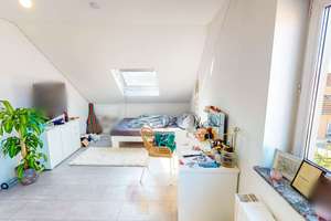 Zweifamilienhaus mit großem Garten in bester Lage – Die vollständige Adresse der Immobilie erhältst du vom Anbieter., 85051 Süd, Ingolstadt – Vorschaubild 34