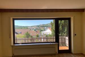 Herrlicher Ausblick und lichtdurchflutet! Ruhige 3-Zimmer Wohnung, Bad Kissingen (Garitz, Altenberg) – Eichenstraße 5, 97688 Bad Kissingen – Vorschaubild 5