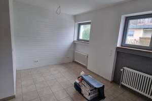 Lichtdurchflutetes Haus mit großem Garten zu vermieten – Die vollständige Adresse der Immobilie erhältst du vom Anbieter., 72525 Münsingen – Vorschaubild 3