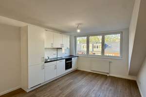 Erstbezug nach Sanierung - Außergewöhnlich geschnittene Wohnung in ruhiger Lage – Jahnkeweg 7, 22719 Bramfeld, Hamburg – Vorschaubild 4