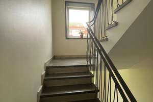 Helle 1,5-Zimmer Dachgeschosswohnung – Kantstraße 81a, 86167 Lechhausen-West, Augsburg – Vorschaubild 2