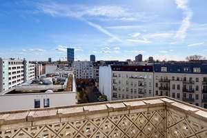 Panoramablick, extrem zentral, absolut ruhig – Frankfurter Tor 8, 10243 Friedrichshain, Berlin – Vorschaubild 1