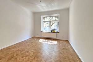 Schöne 2,5-Zimmer-Altbauwohnung mit kleiner Wohnküche in Neuhausen! – Volkartstraße 38, 80636 Dom Pedro, München – Vorschaubild 7