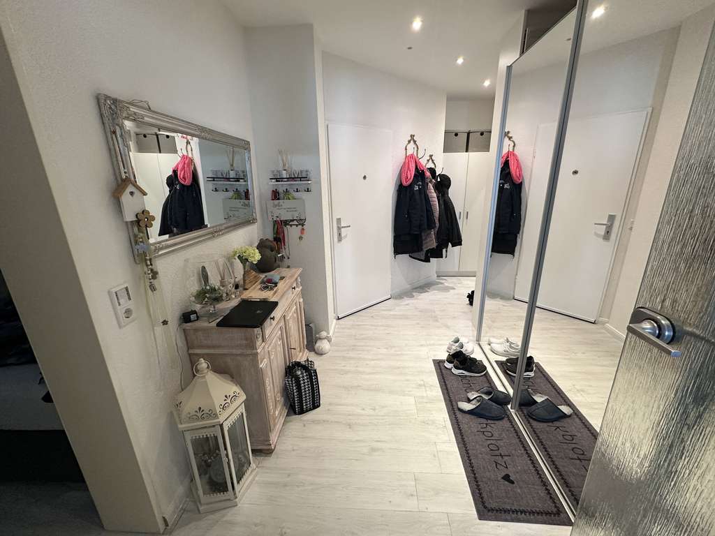 Immobilie in Bad Driburg - ***Modernisiertes Wohn- u. Geschäftshaus in Bad Driburg*** - Bild 4