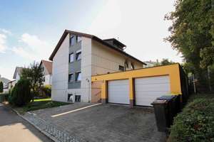Vollvermietbares 4-Familienhaus in ruhiger Anliegerstraße – Viel Platz & Entwicklungsspielraum