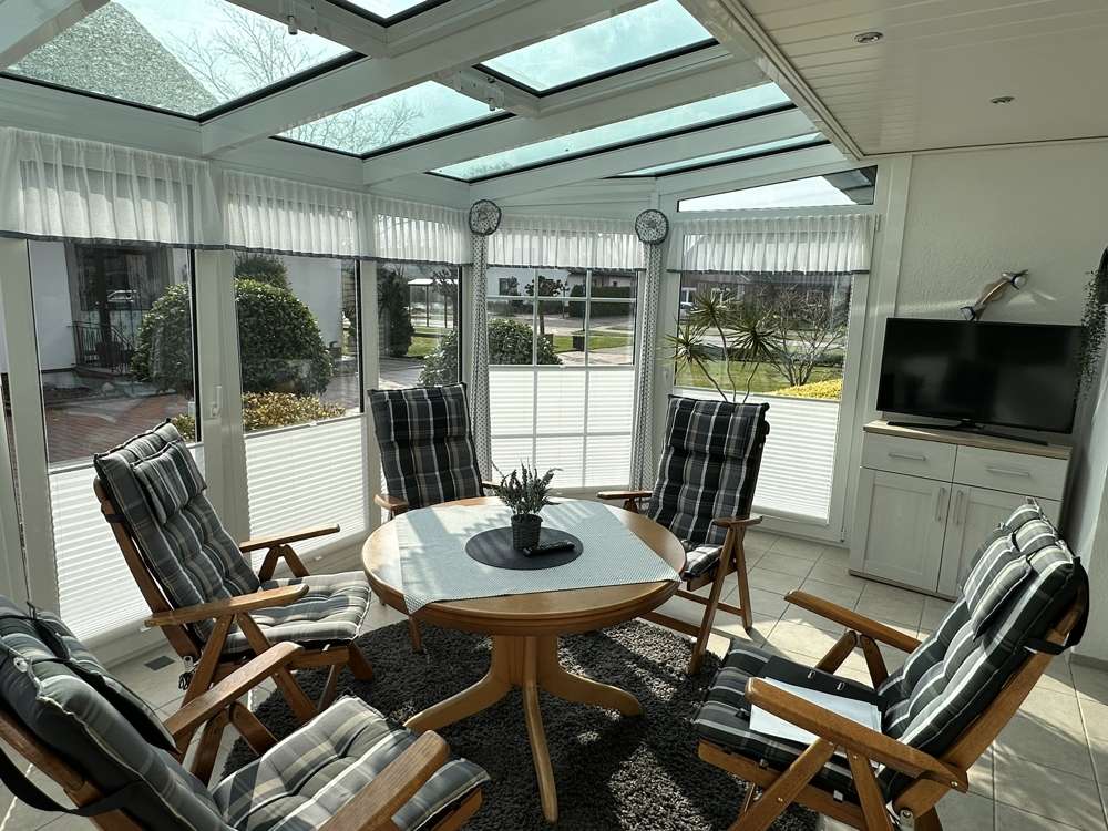 Immobilie in Ostrhauderfehn - Großzügiges Wohnhaus mit besonderem Charme, großem Garten und vielfältigen Nutzungsmöglichkeiten - Bild 10