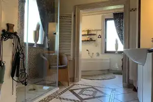 Herausragendes Wohnhaus und Gewerbeeinheit mit viel Platz Luxus Comfort und Potenzial – Nienburg (Weser) (Kreis) – Vorschaubild 17