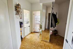 Ansprechende 2,5-Zimmer-Dachgeschosswohnung mit hochwertiger EBK u. Garage in bevorzugter Wohnlage v – Die vollständige Adresse der Immobilie erhältst du vom Anbieter., 51377 Steinbüchel, Leverkusen – Vorschaubild 3
