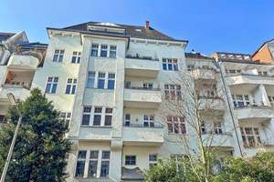 Die perfekte 3-Zimmer-Wohnung mit Ost Balkon und Fahrstuhl in Berlin Friedenau