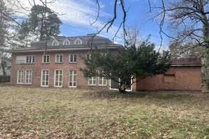 denkmalgeschützte, stark renovierungsbedürftige Villa (Haus Auerbach) in Top-Lage Dahlem – Clayallee 34, 14195 Berlin – Vorschaubild 1