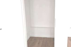 ++++TRAUMWOHNUNG+3 RAUM MIT BALKON+BAD M. BADEWANNE+FBH+LIFT++UVM.+++ – 4277 Connewitz, Leipzig – Vorschaubild 7