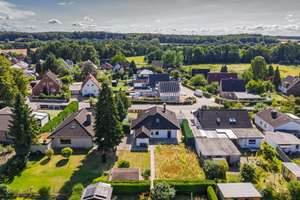 Ruhig gelegener Bungalow in Techau mit zusätzlicher ausgebauter Dachnutzfläche und Garage – Die vollständige Adresse der Immobilie erhältst du vom Anbieter., 23689 Ratekau – Vorschaubild 4