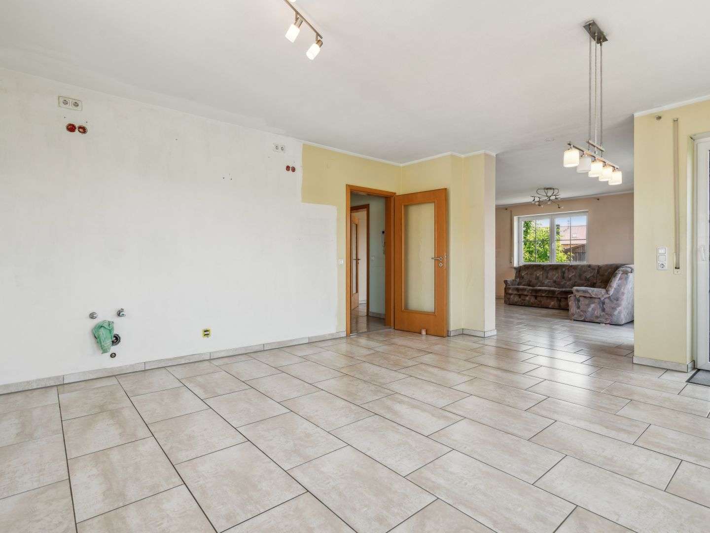 Immobilie in Affing - Großzügiges Mehrfamilienhaus inklusive 6 Bauplätze in Affing-Haunswies - Bild 5