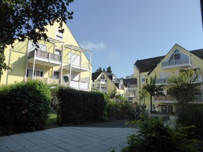 2-Zimmer EG-Wohnung mit Garten in gepflegter Wohnanlage im Grünen