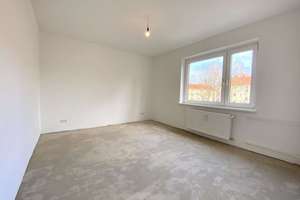 Schöne 3-Zimmer Wohnung mit Balkon ab dem 15. Oktober 2026 in ruhiger, grüner Wohnanlage – Pommernweg 17, 22926 Ahrensburg – Vorschaubild 5