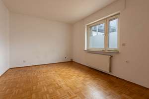 Großzügige Doppelhaushälfte mit großem Garten, Doppelgarage und Potenzial in Essen-Frillendorf – Die vollständige Adresse der Immobilie erhältst du vom Anbieter., 45139 Frillendorf, Essen – Vorschaubild 4