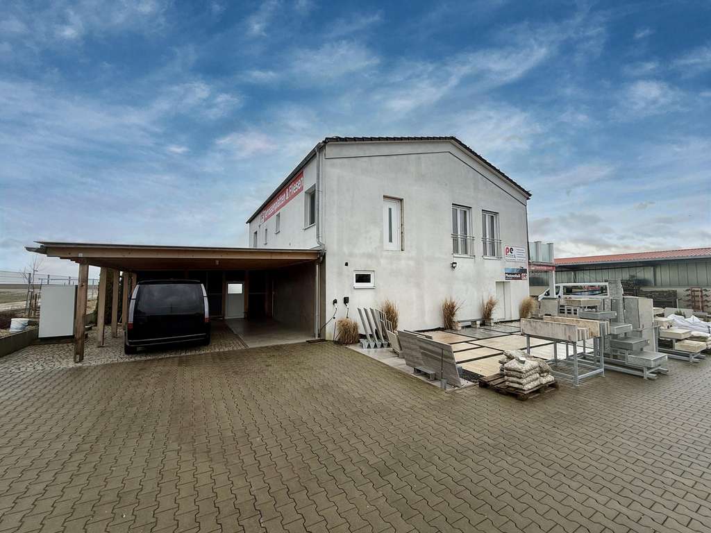 Immobilie in Nassenfels - Wohn- und Geschäftshaus in Nassenfels - Wohnen und Arbeiten perfekt kombiniert! - Bild 3