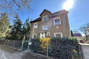 EG-Wohnung mit 335 m2 Gartenanteil: 4,5 Zimmer in Alt-Hohenschoenhausen – Die vollständige Adresse der Immobilie erhältst du vom Anbieter., 13053 Alt-Hohenschönhausen, Berlin – Vorschaubild 2