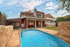 Stilvolles Einfamilienhaus mit Gartenparadies und Pool – Die vollständige Adresse der Immobilie erhältst du vom Anbieter., 61267 Neu-Anspach – Vorschaubild 15
