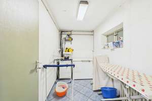 Charmantes Einfamilienhaus mit Kamin, Garten & 2 Garagen in Linsenhofen – Die vollständige Adresse der Immobilie erhältst du vom Anbieter., 72636 Frickenhausen – Vorschaubild 24