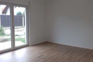 Neuwertige Moderne Doppelhaushälfte in Reutlingen-Oferdingen  – Pliezhäuser Straße 9, 72768 Oferdingen, Reutlingen – Vorschaubild 2