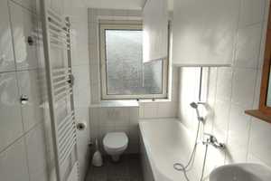 Helle 3-Zimmer-Wohnung mit Balkon – Liebknechtstraße 49, 46047 Oberhausen – Vorschaubild 3