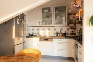 Charmante Dachgeschosswohnung mit Südbalkon in begehrter Lage von Pfuhl – Die vollständige Adresse der Immobilie erhältst du vom Anbieter., 89233 Neu-Ulm – Vorschaubild 7