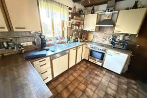 GERÄUMIGES EINFAMILIENHAUS
MIT GARTEN UND GARAGE
IN STADTNAHER LAGE – Die vollständige Adresse der Immobilie erhältst du vom Anbieter., 74523 Schwäbisch Hall – Vorschaubild 8