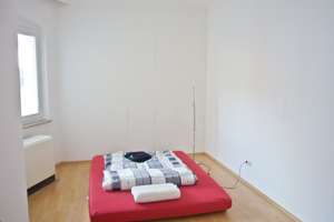Ideal für 1-2 Personen: Gepflegte 2 1/2-Zi-Wohnung Südstadt ohne Balkon/ohne Lift im 3. OG – Voltastraße 63, 90459 Hummelstein, Nürnberg – Vorschaubild 5